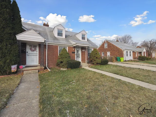 $1,350 | 23007 Brittany Avenue, Eastpointe, MI 48021