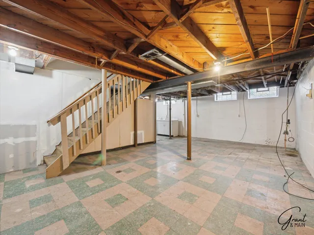 $1,350 | 23007 Brittany Avenue, Eastpointe, MI 48021