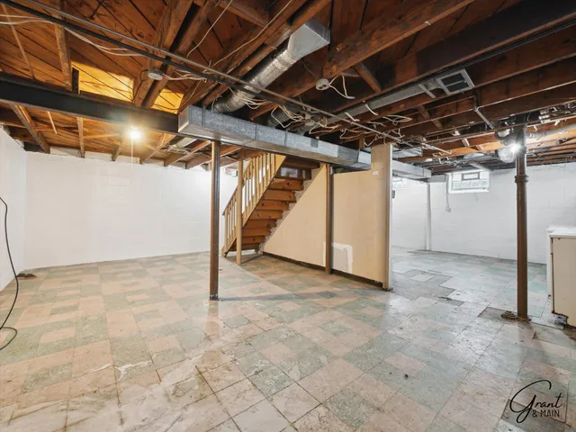 $1,350 | 23007 Brittany Avenue, Eastpointe, MI 48021