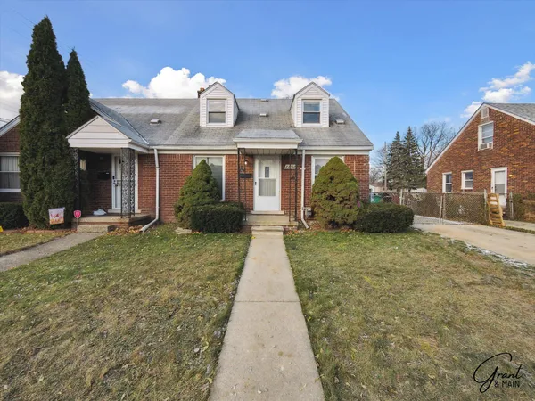 $1,300 | 23007 Brittany Avenue, Eastpointe, MI 48021