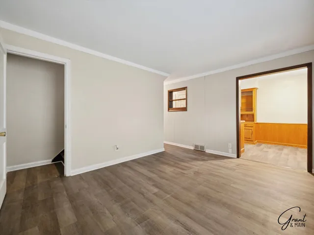 $1,350 | 23007 Brittany Avenue, Eastpointe, MI 48021