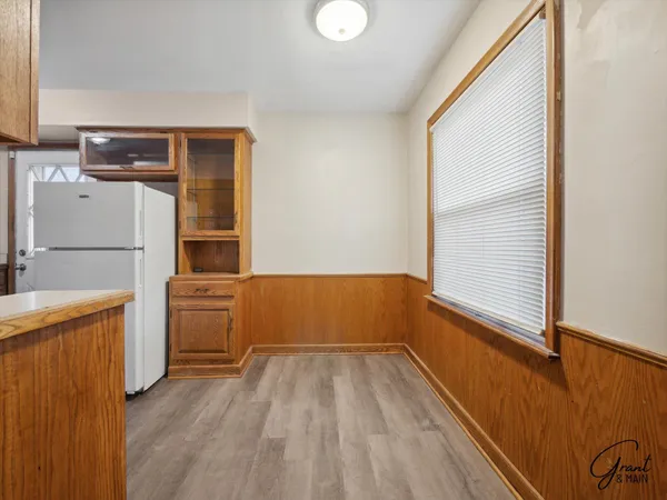 $1,300 | 23007 Brittany Avenue, Eastpointe, MI 48021