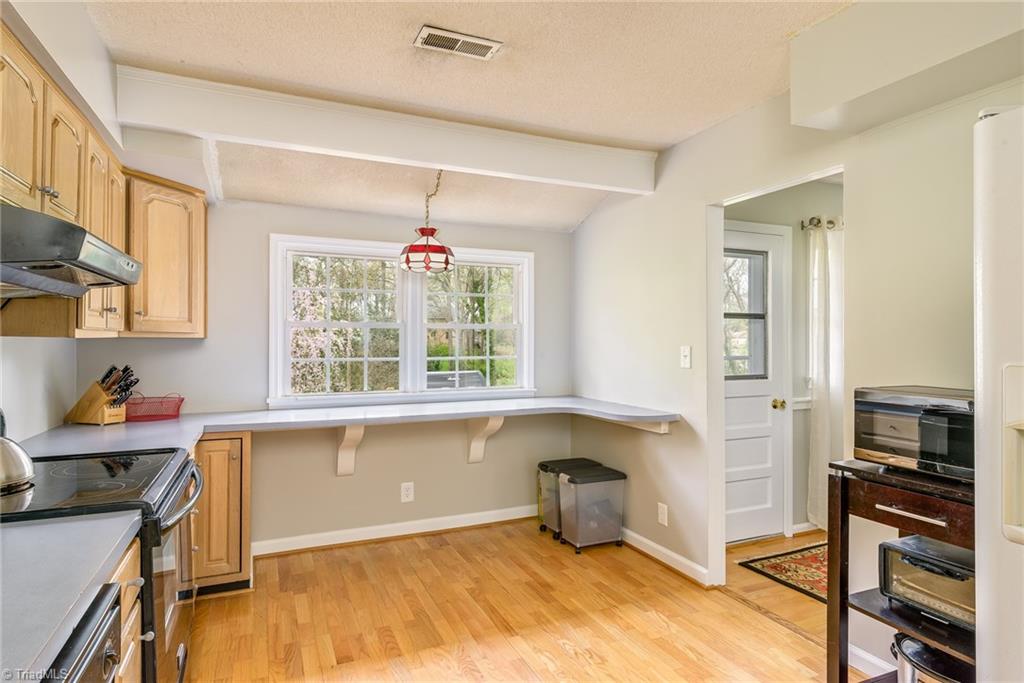 530 Alpine Road Winston-Salem, NC 27104 - Photo 10 of 29 Gallery Image 10