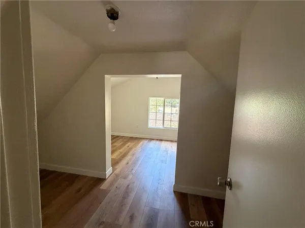 $400,000 | 320 Sky View Lane, Crestline, CA 92325