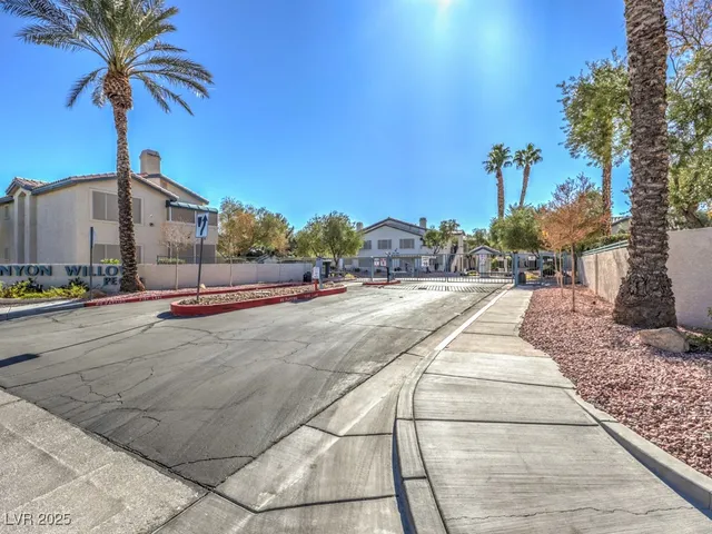 $1,600 | 3425 East Russell Road, Unit 141, Las Vegas, NV 89120