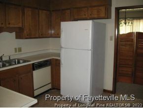 5322 Lakeview Road Hope Mills, NC 28348 - Photo 5 of 23 a utility room with dryer and washer