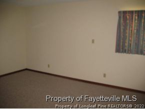 5322 Lakeview Road Hope Mills, NC 28348 - Photo 9 of 23 a view of an empty room