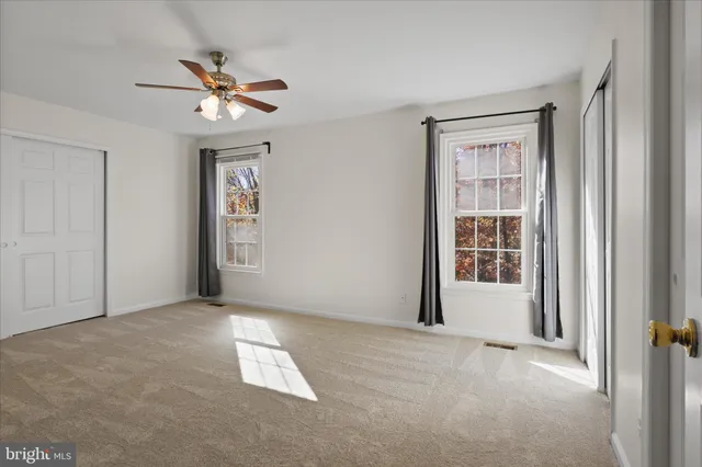 $3,875 | 8601 Raglan Road, Vienna, VA 22182