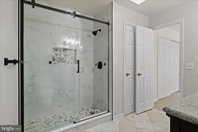 $3,875 | 8601 Raglan Road, Vienna, VA 22182