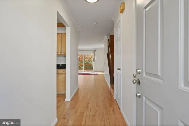 $3,875 | 8601 Raglan Road, Vienna, VA 22182