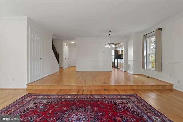 $3,875 | 8601 Raglan Road, Vienna, VA 22182