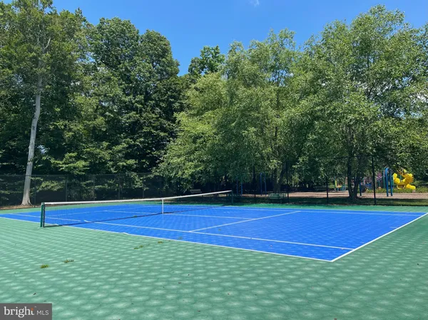 a view of a tennis court