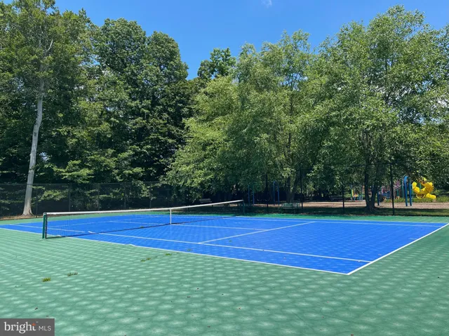 a view of a tennis court