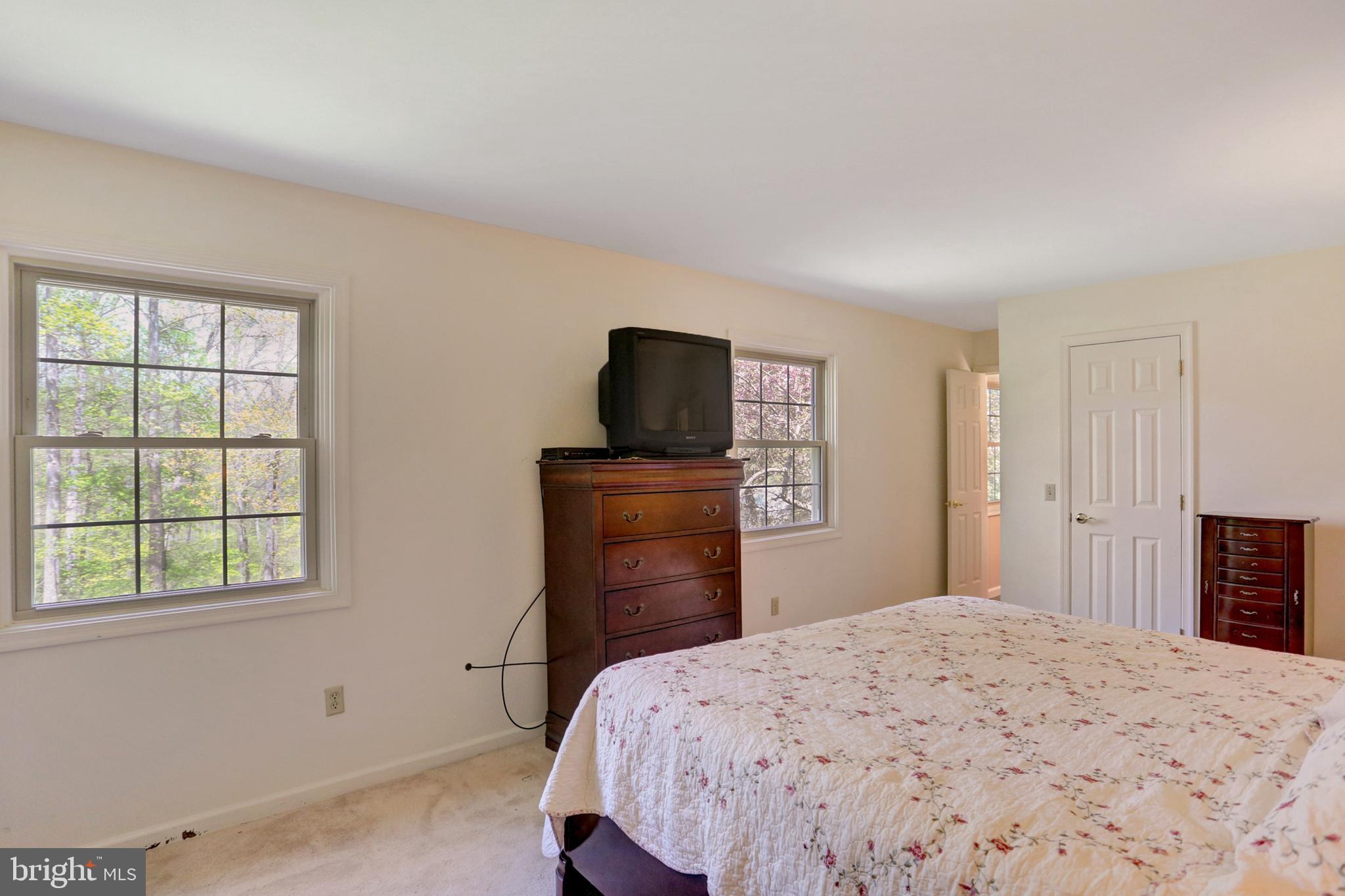 490 Peak View Road York Springs, PA 17372 - Photo 14 of 25 Gallery Image 14