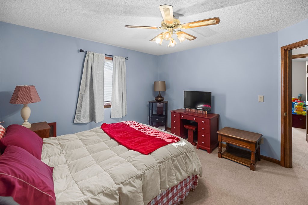 4688 Mission Drive Decatur, IL 62526 - Photo 17 of 33