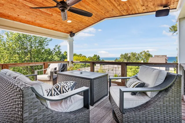 $3,200,000 | 374 Ridgeway Street, St. Joseph, MI 49085