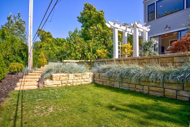 $3,200,000 | 374 Ridgeway Street, St. Joseph, MI 49085