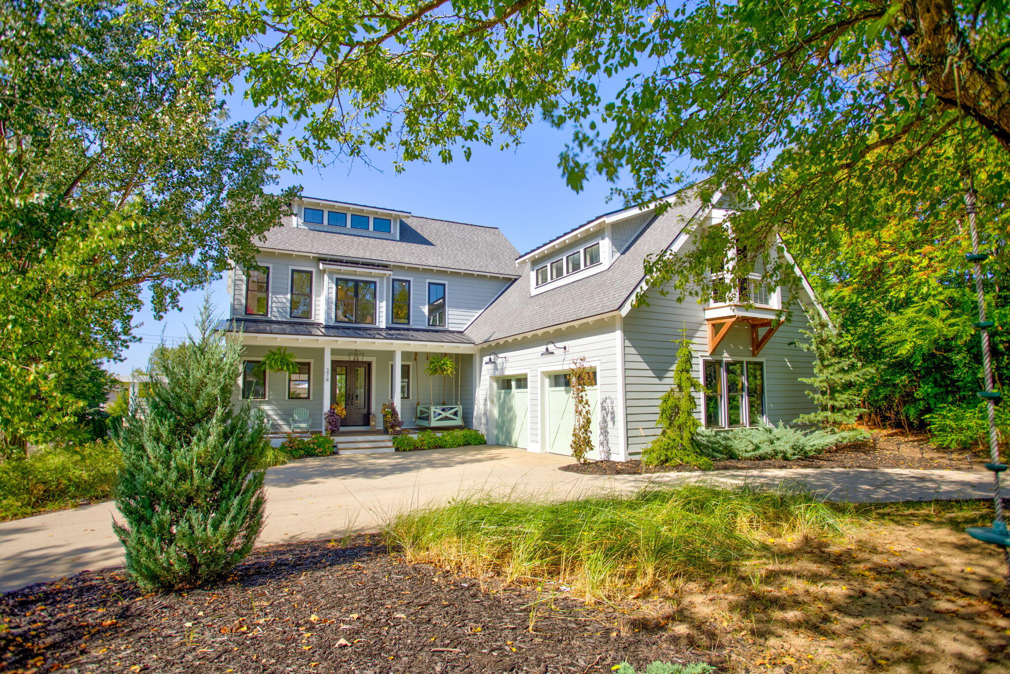 374 Ridgeway Street St. Joseph, MI 49085 - Photo 2 of 144 27-web-or-mls-374-ridgeway-st