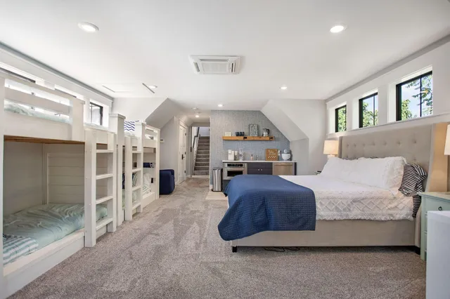 $3,200,000 | 374 Ridgeway Street, St. Joseph, MI 49085