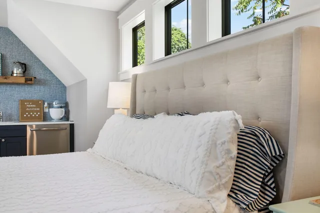 $3,200,000 | 374 Ridgeway Street, St. Joseph, MI 49085