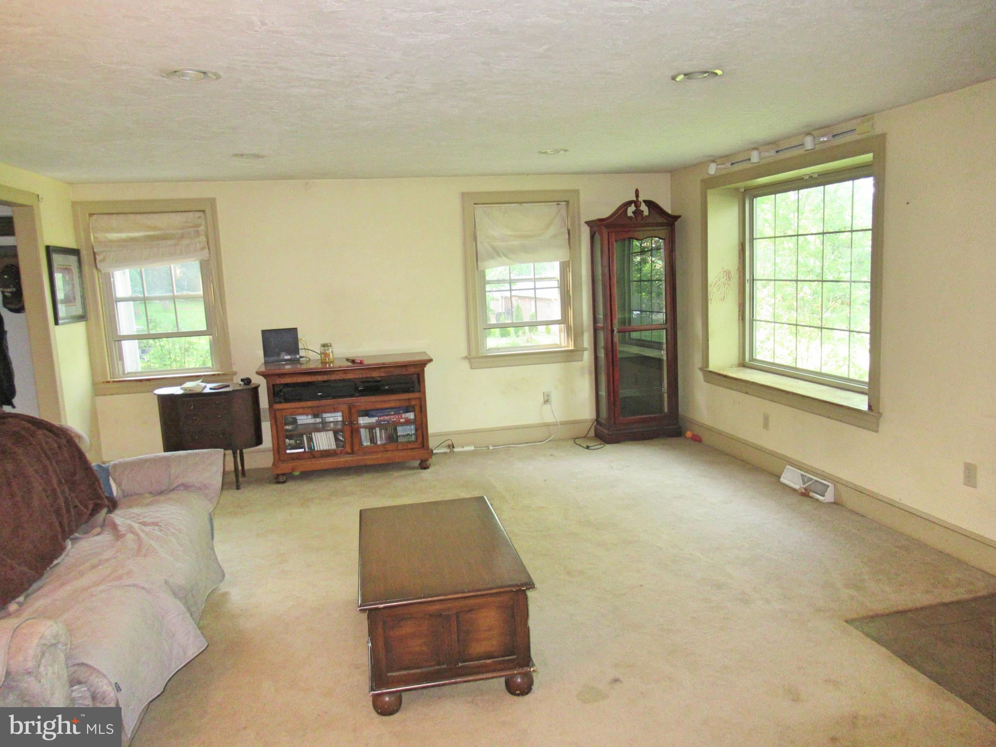 595 Taneytown Road Gettysburg, PA 17325 - Photo 11 of 24 Gallery Image 11