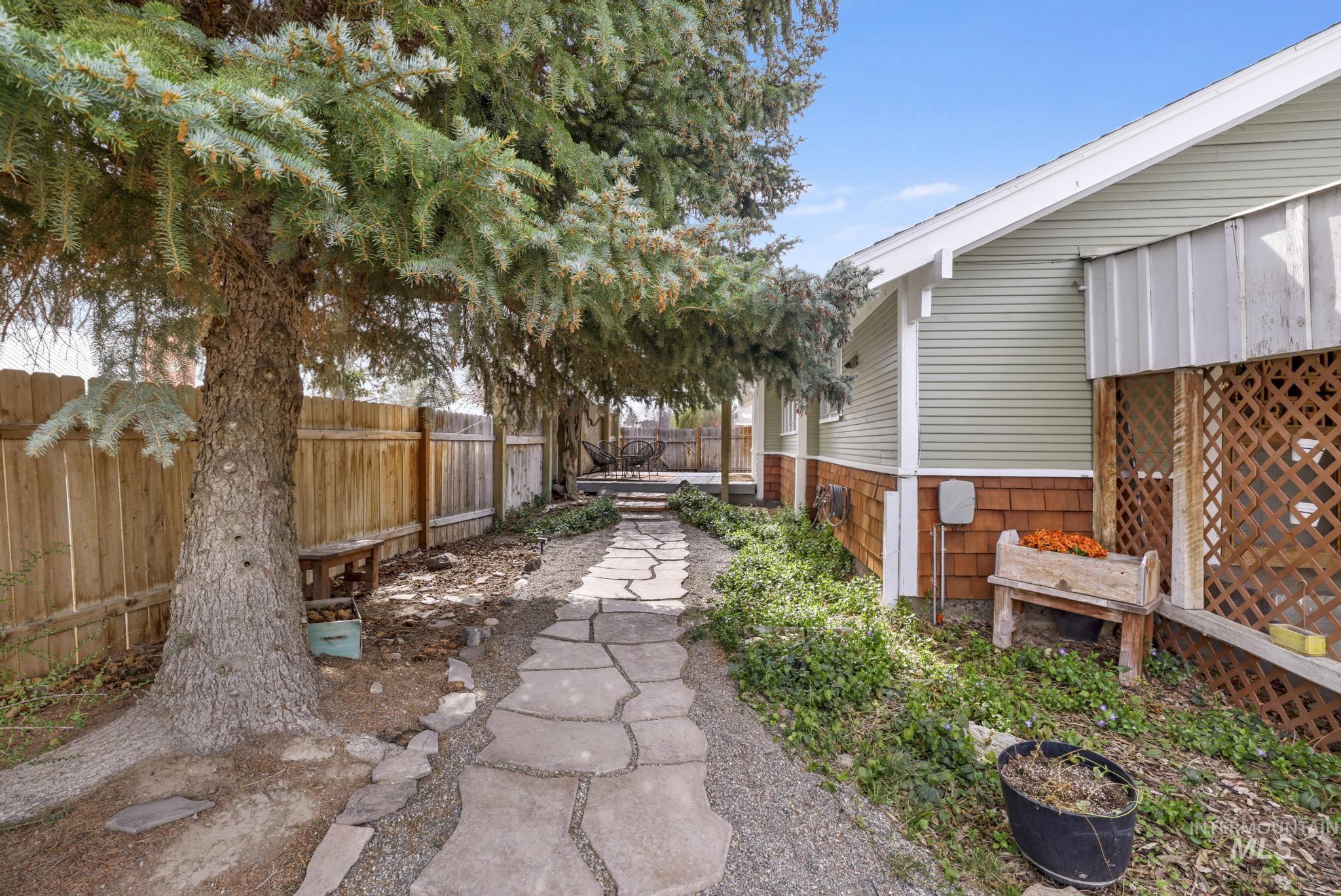 502 6th Street Filer, ID 83328 - Photo 29 of 41 View of fenced backyard