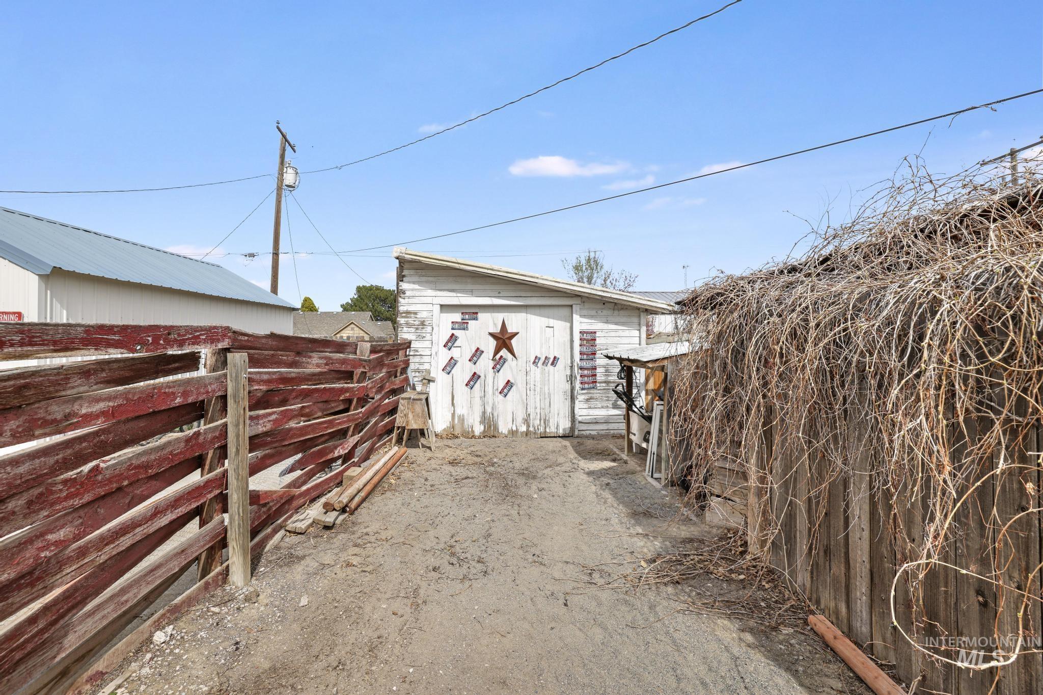 502 6th Street Filer, ID 83328 - Photo 33 of 41 View of outbuilding