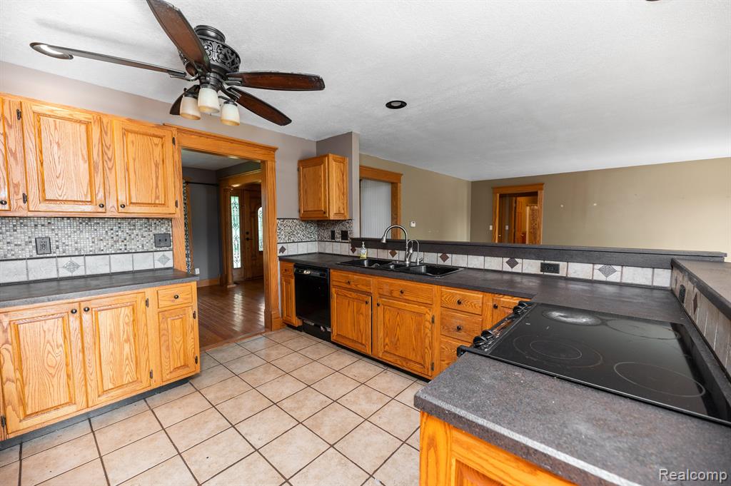 15170 Frontier Road Camden, MI 49232 - Photo 12 of 92