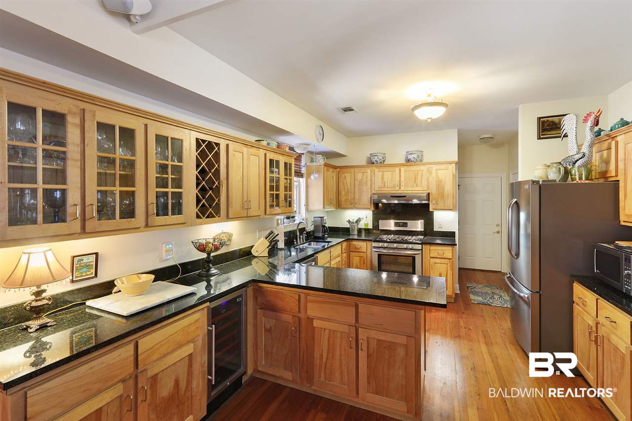 9721 Hildreth Drive Elberta, AL 36530 - Photo 6 of 30 Kitchen