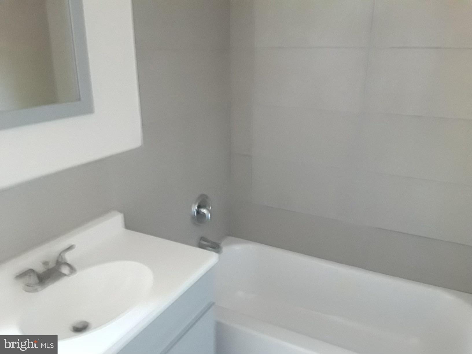 1937 Georgian Road Philadelphia, PA 19138 - Photo 40 of 42 1st unit bathroom