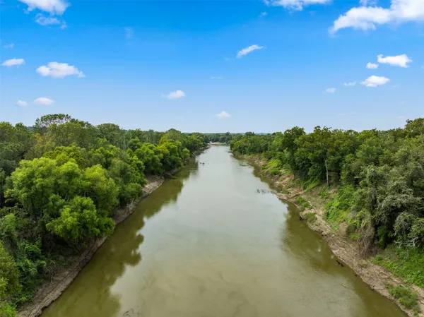 $100,000 | 2662 Private Road 1195, Centerville, TX 75833