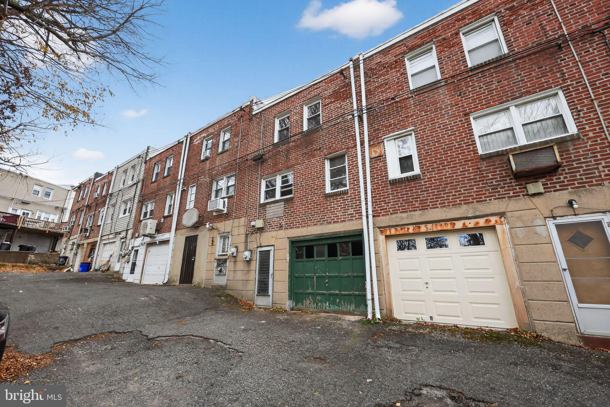 7181 Ruskin Lane Upper Darby, PA 19082 - Photo 27 of 30 a view of a building with a street