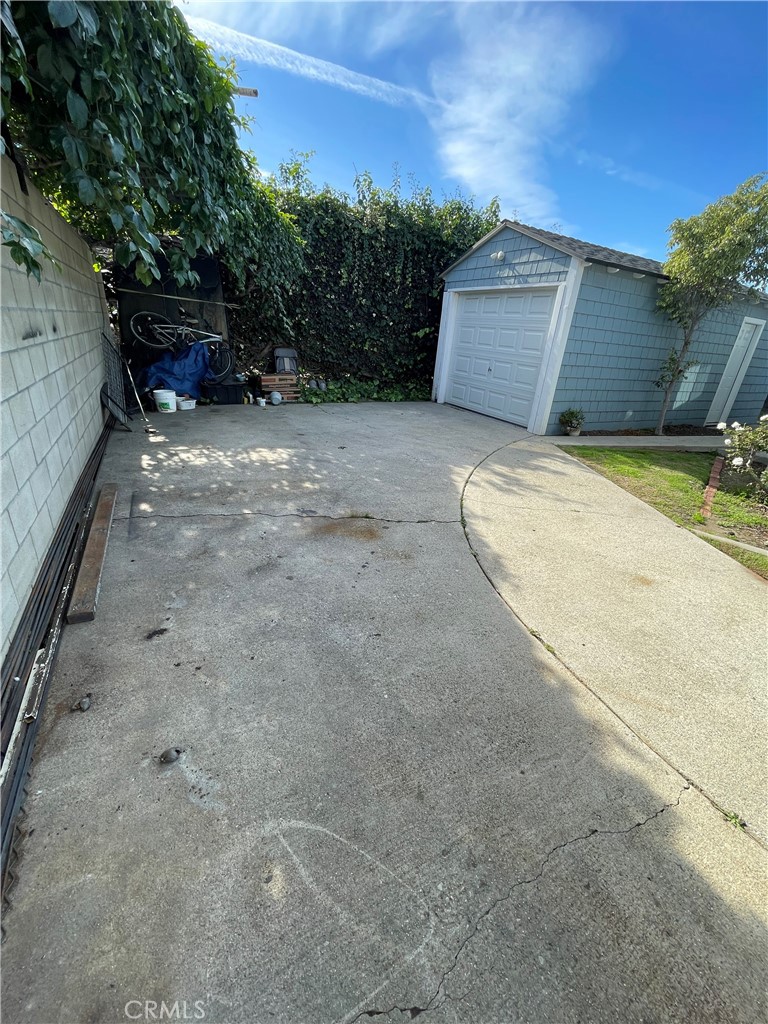 8536 5th Street Downey, CA 90241 - Photo 12 of 13 a view of a backyard