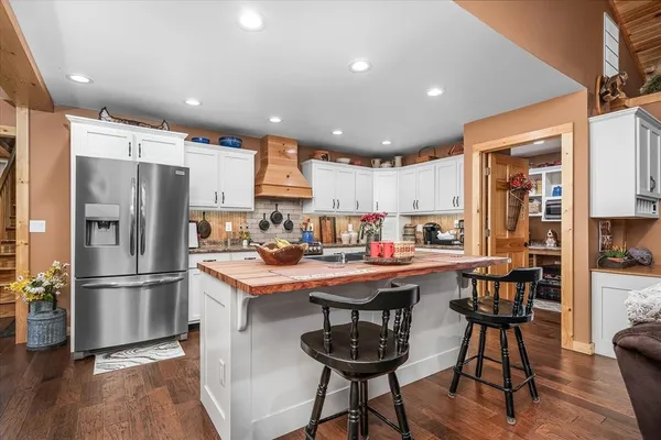 $559,000 | 253 Hiawassee Lane, Celina, TN 38551