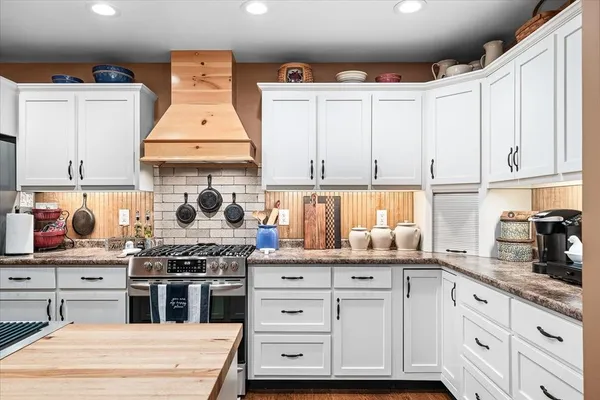 $559,000 | 253 Hiawassee Lane, Celina, TN 38551