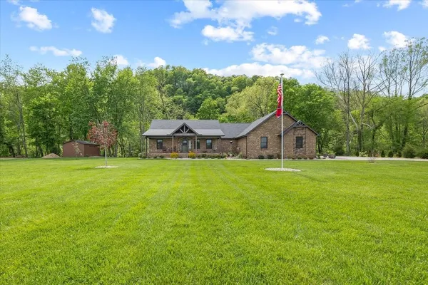 $559,000 | 253 Hiawassee Lane, Celina, TN 38551