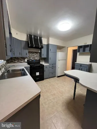 $2,800 | 8102 Carey Branch Drive, Fort Washington, MD 20744