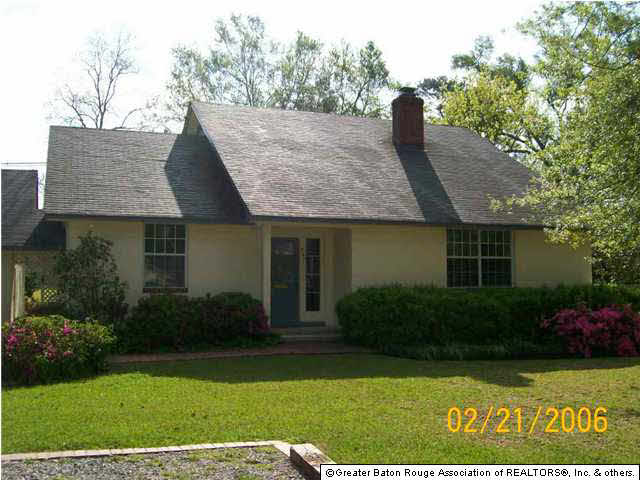 737 Hebert Street Baton Rouge, LA 70806 - Photo 1 of 15