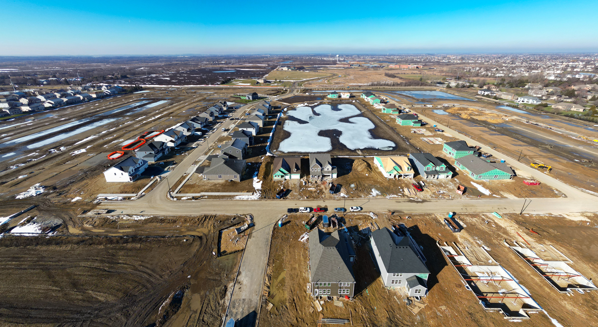 337 West Pt Circle Algonquin, IL 60102 - Photo 25 of 26 an aerial view of a city