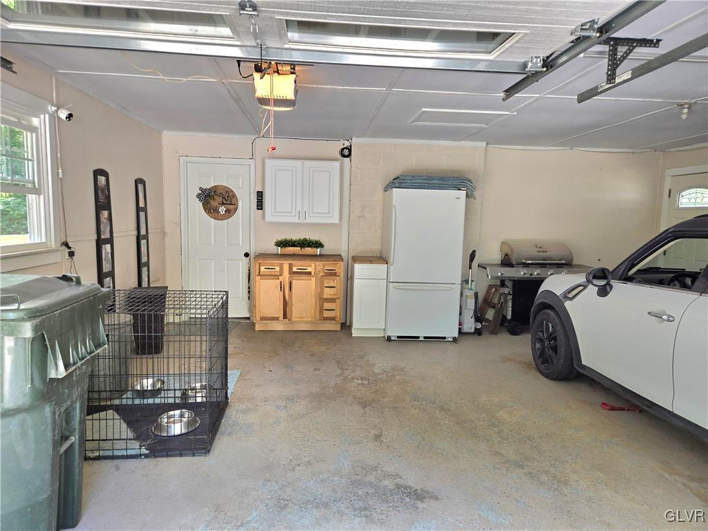 2231 Mountain Road Slatington, PA 18080 - Photo 25 of 41 a utility room with dryer and washer