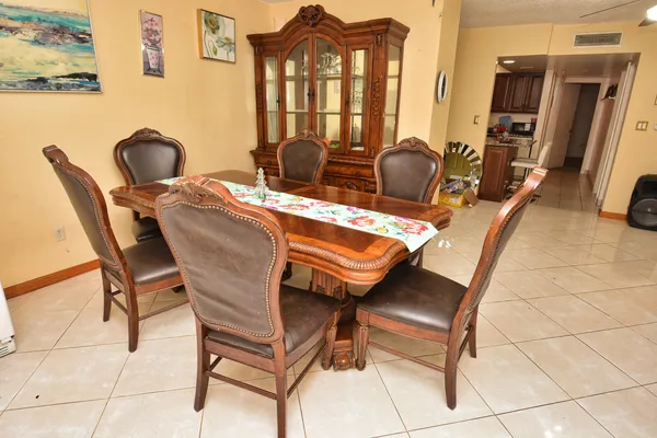 $130,000 | 2050 Oleander Boulevard, Unit 5306, Fort Pierce, FL 34950