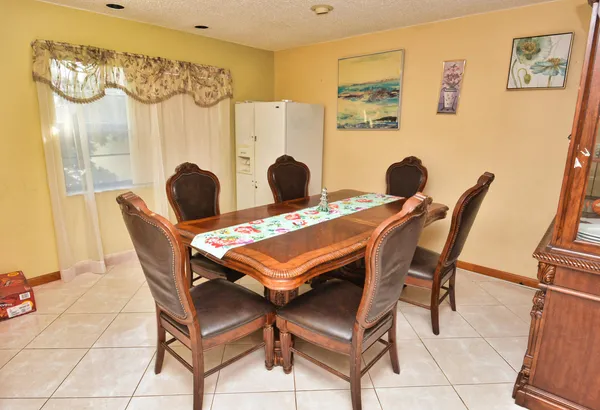 $130,000 | 2050 Oleander Boulevard, Unit 5306, Fort Pierce, FL 34950