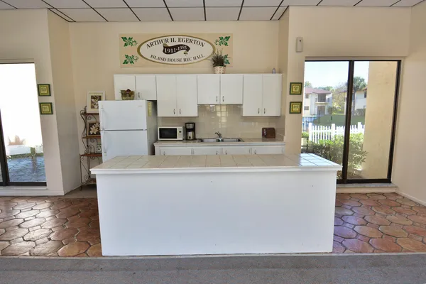 $130,000 | 2050 Oleander Boulevard, Unit 5306, Fort Pierce, FL 34950