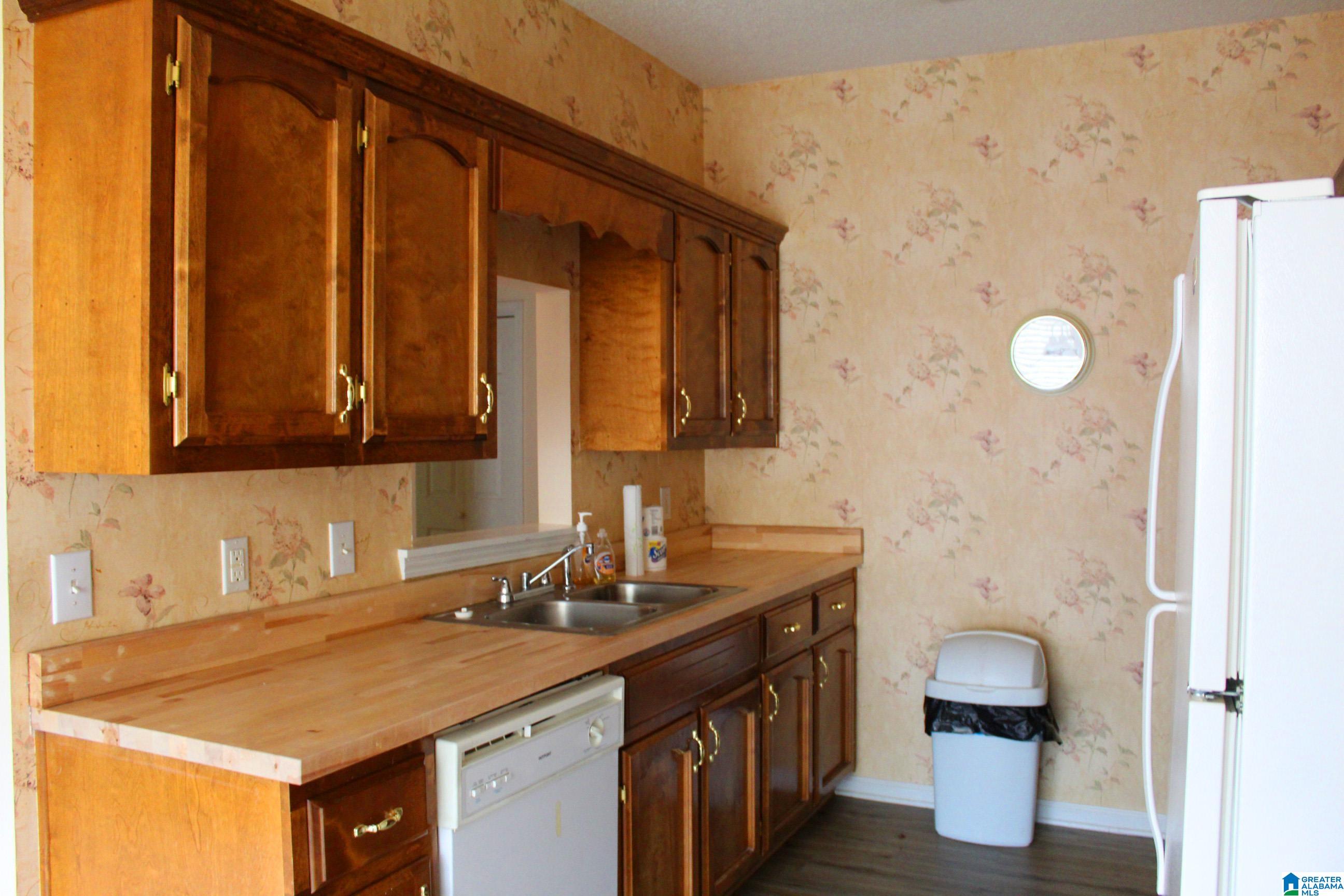5263 Austin Street Birmingham, AL 35235 - Photo 5 of 18