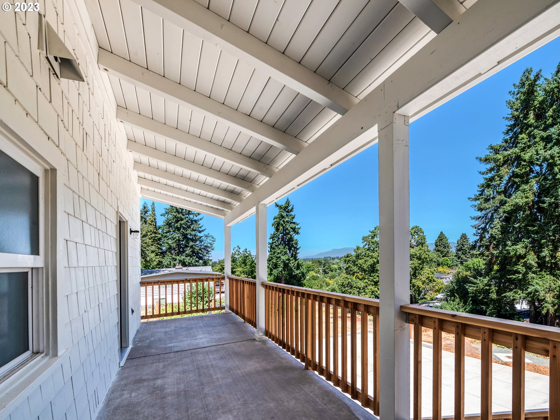 2285 City View Street Eugene, OR 97405 - Photo 23 of 47 a view of a porch
