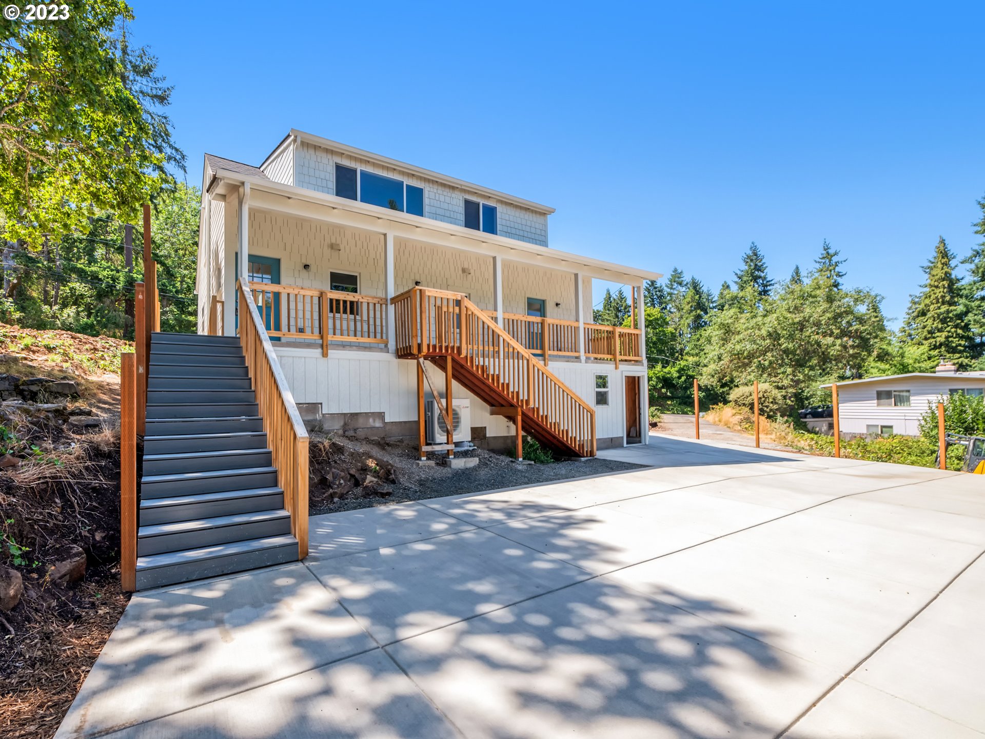 2285 City View Street Eugene, OR 97405 - Photo 42 of 47 a view of a house with a yard