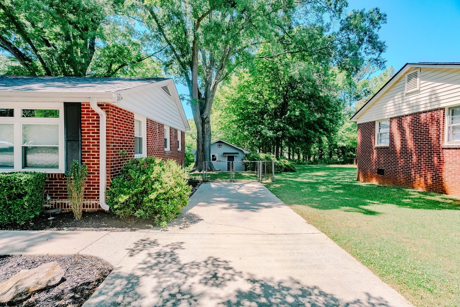 806 Lyman Street Gaffney, SC 29340 - Photo 6 of 39