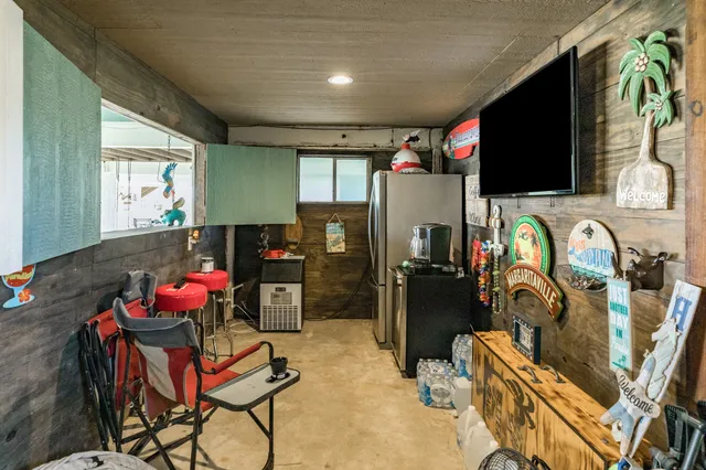 $649,900 | 123 Pieces Of 8, Freeport, TX 77541