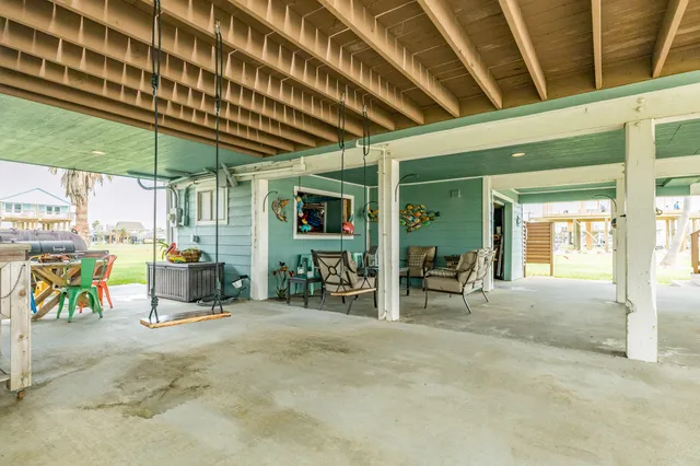 $649,900 | 123 Pieces Of 8, Freeport, TX 77541