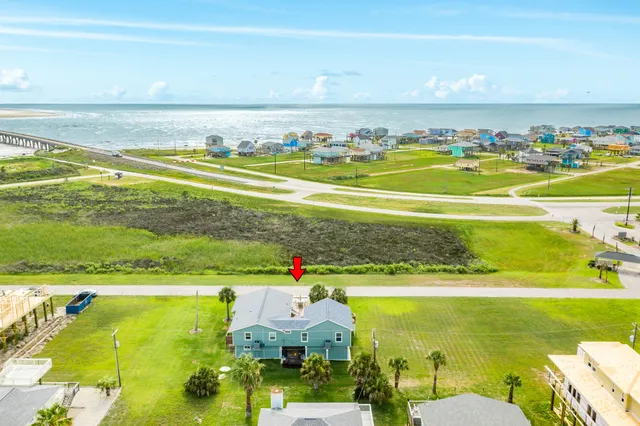 $649,900 | 123 Pieces Of 8, Freeport, TX 77541
